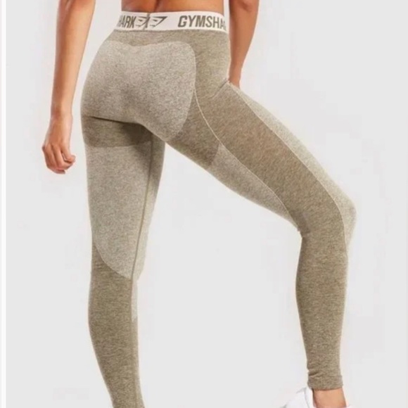 GYMSHARK Flex Leggings Khaki Athletic Performance / Olive Green / Small✨ - Picture 2 of 11